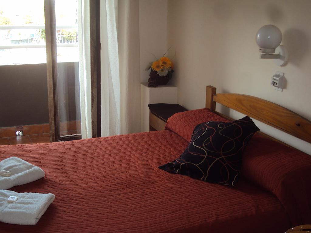 مار ديل بلاتا Sol Hotel الغرفة الصورة